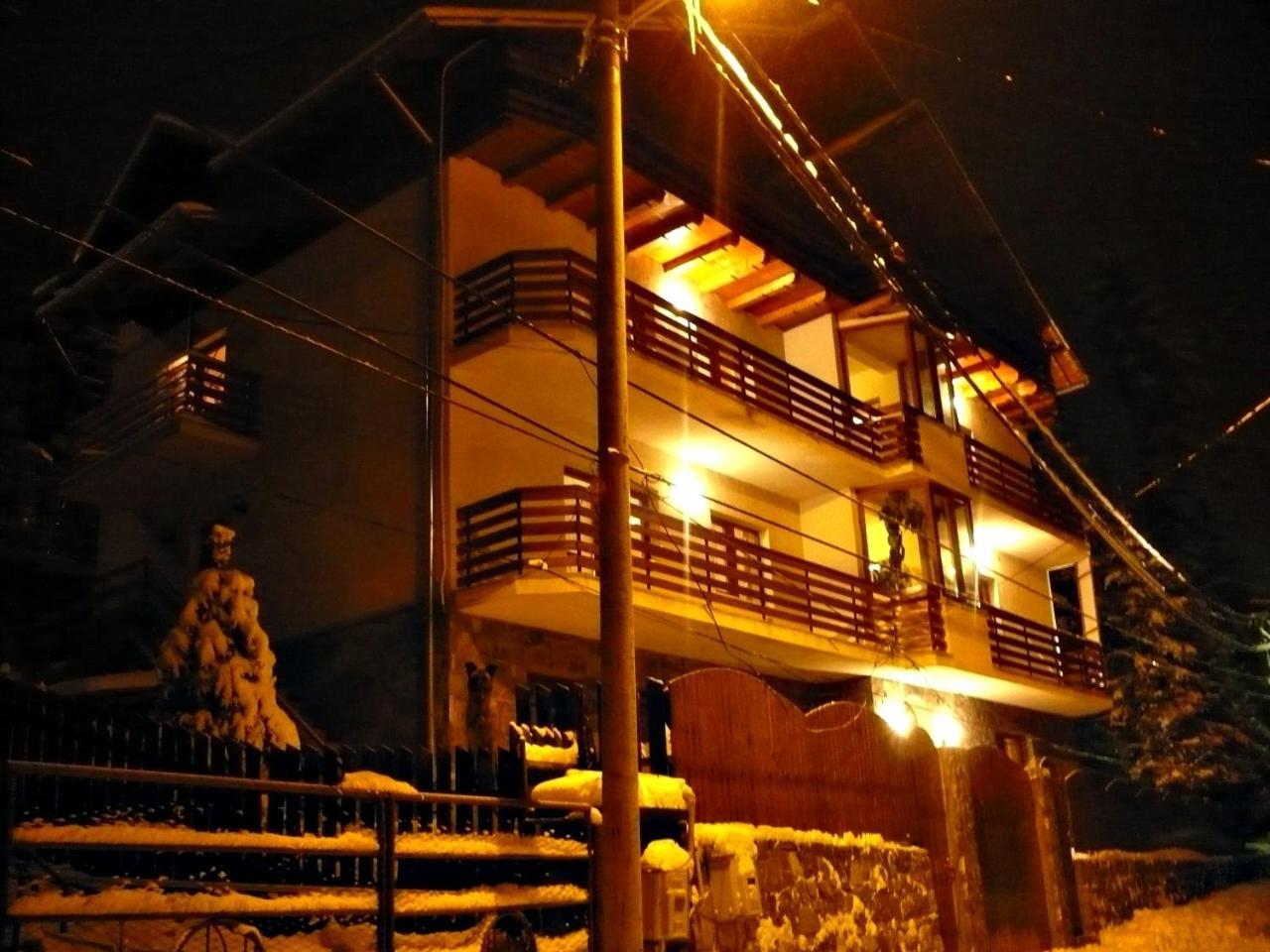 Pension Casa Soarelui Синая Екстериор снимка